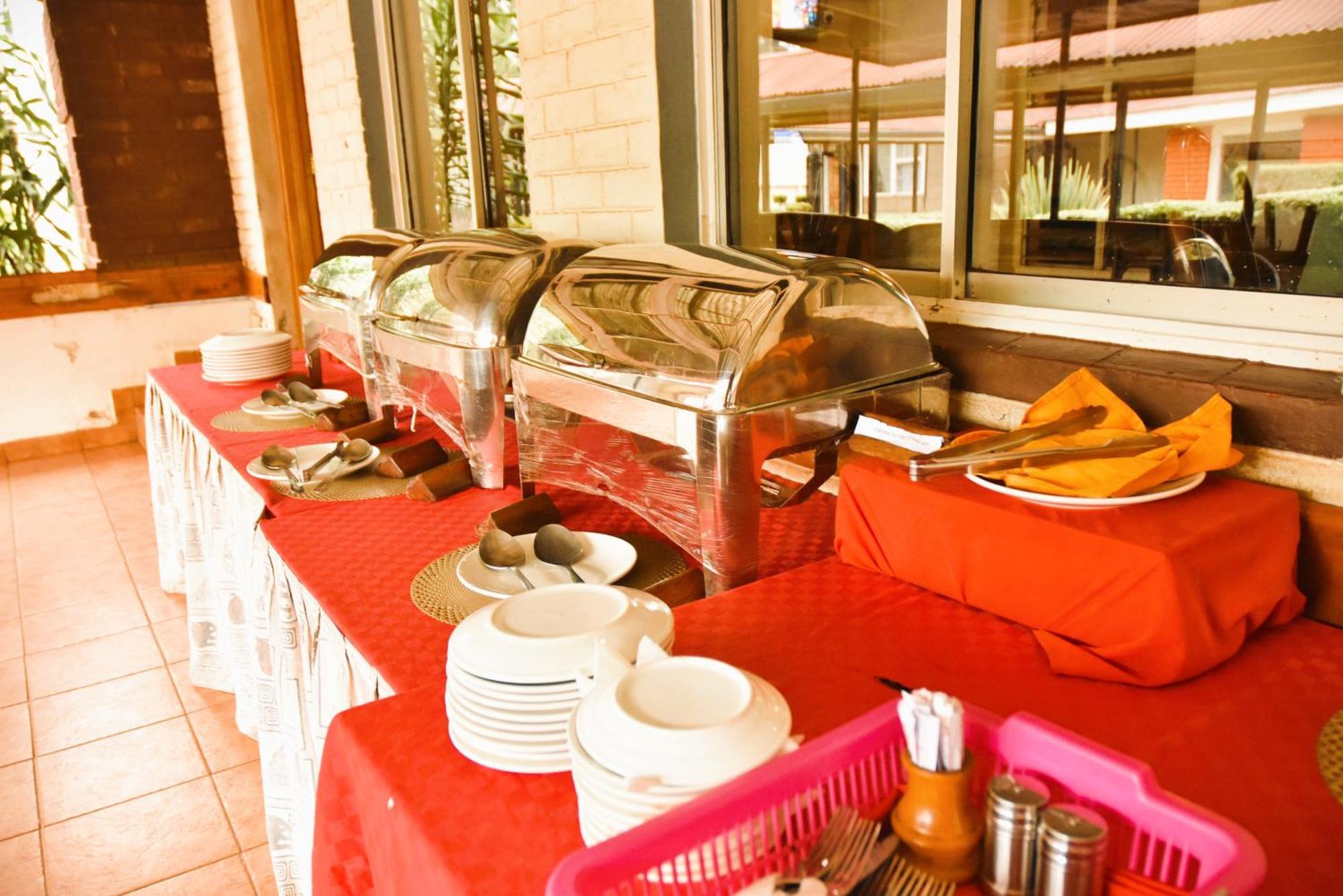 Wagon Wheel Hotel Eldoret Exterior foto